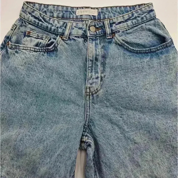 Denim&Co Women's Size 4 Light Wash Ankle Length Jeans - Picture 3 of 9